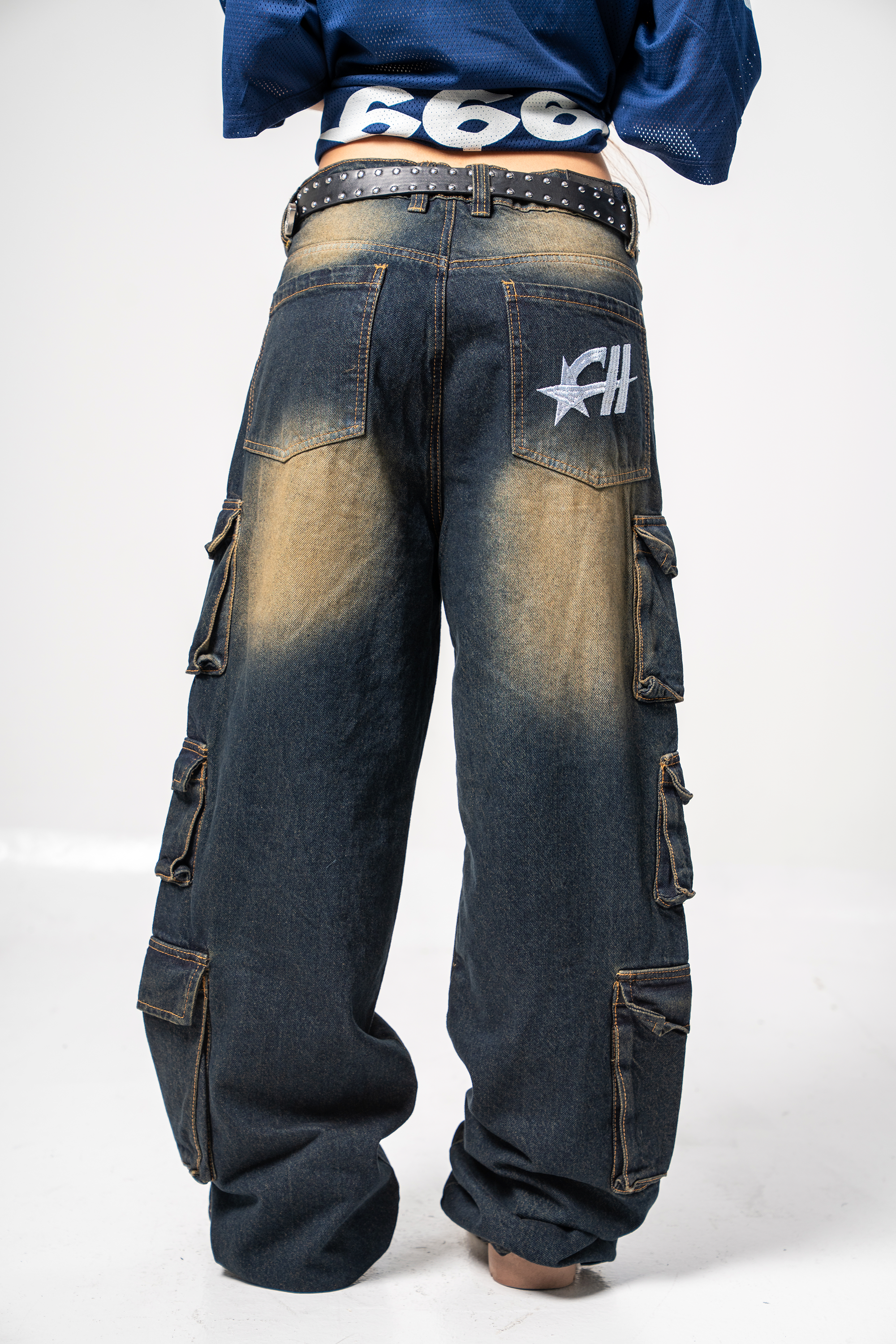 Curved Cargo Jean